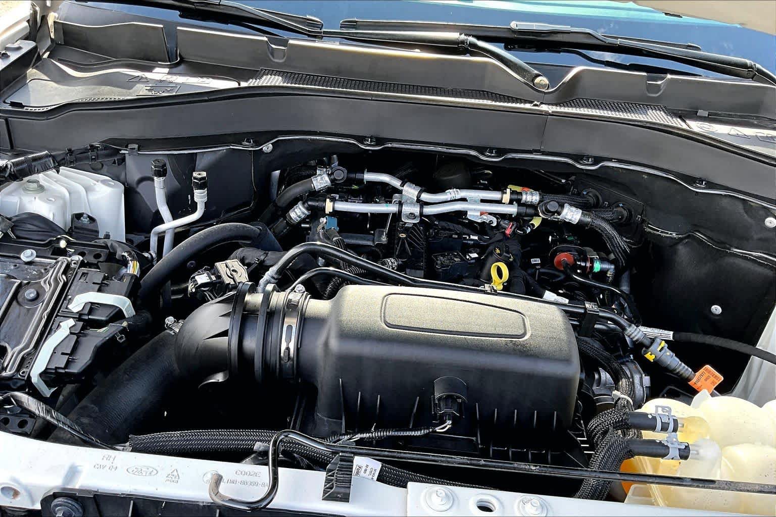 Certified 2023 Ford Explorer XLT w/ Equipment Group 202A RWD image 33
