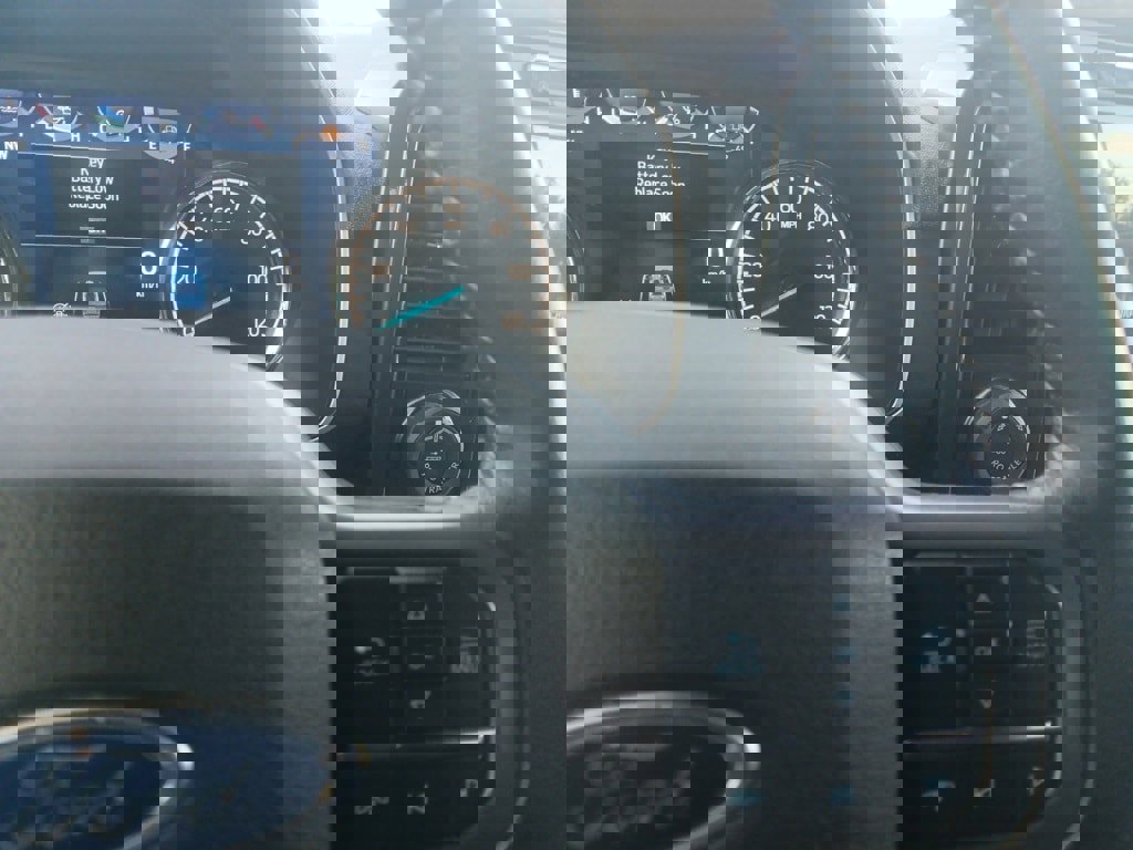 Certified 2021 Ford F150 XLT w/ Equipment Group 302A High image 43