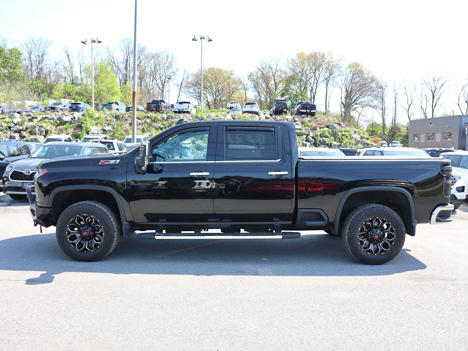 Used 2022 Chevrolet Silverado 2500 LTZ w/ LTZ Plus Package AWD/4WD image 4