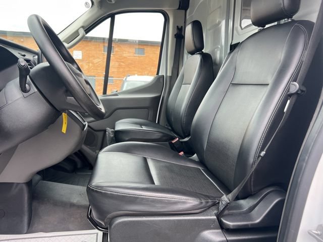 Certified 2025 Ford Transit 250 148 High Roof Extended RWD image 15