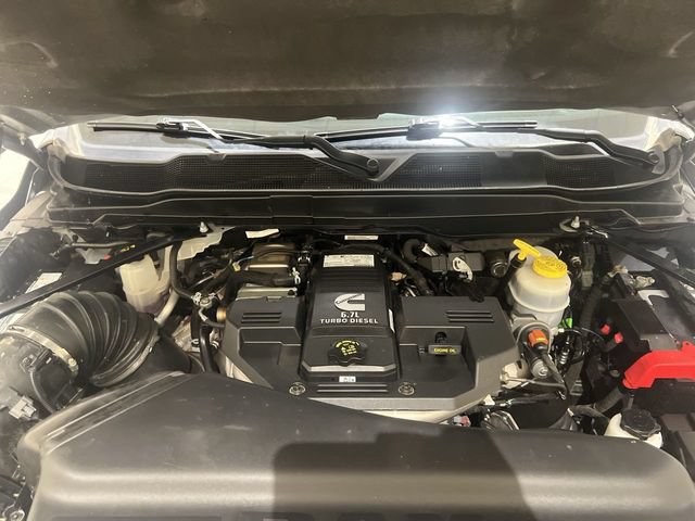 Used 2020 RAM 3500 Tradesman w/ Chrome Appearance Group RWD image 16