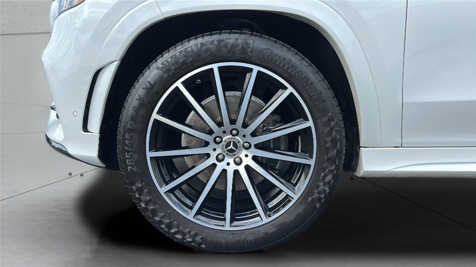 Used 2022 Mercedes-Benz GLS 450 4MATIC image 9