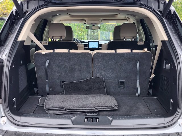 Certified 2023 Ford Explorer XLT w/ Equipment Group 202A AWD/4WD image 33