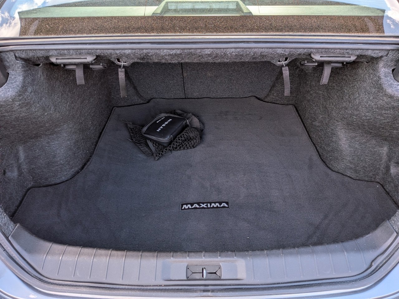 Used 2023 Nissan Maxima SV w/ Floor Mat Group FWD image 14