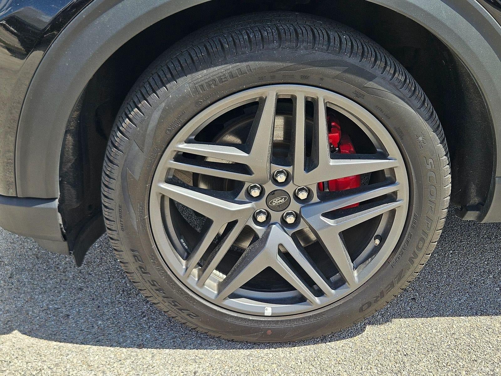 Certified 2025 Ford Explorer ST-Line w/ ST-Line Street Pack AWD/4WD image 8