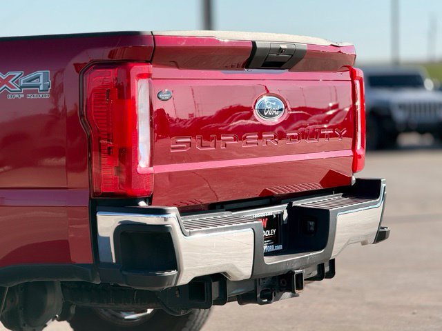 Certified 2024 Ford F250 XLT w/ FX4 Off-Road Package AWD/4WD image 15