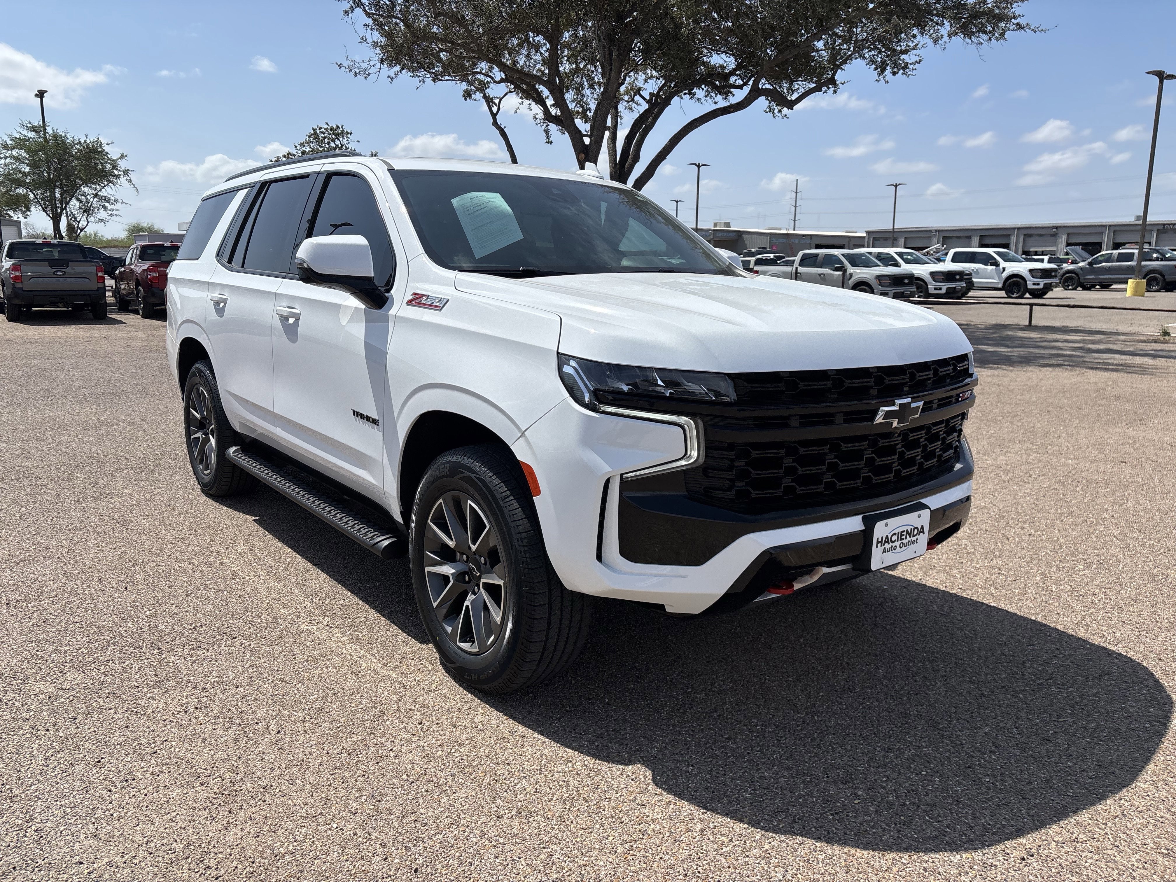 Used 2024 Chevrolet Tahoe Z71 w/ Luxury Package image 6
