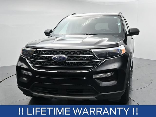Certified 2023 Ford Explorer XLT w/ Equipment Group 202A AWD/4WD image 3