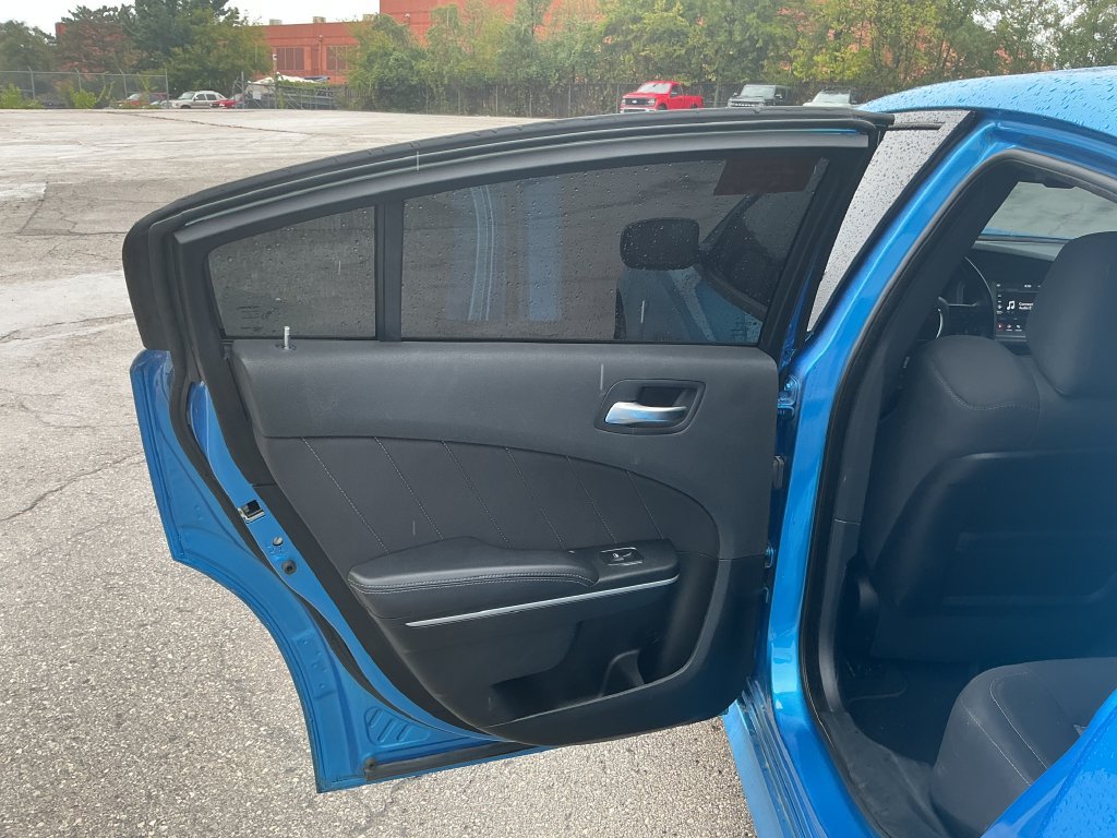 Used 2023 Dodge Charger GT w/ Technology Group RWD image 17