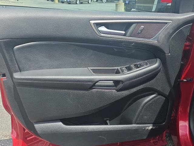 Certified 2022 Ford Edge SEL w/ Convenience Package AWD/4WD image 10