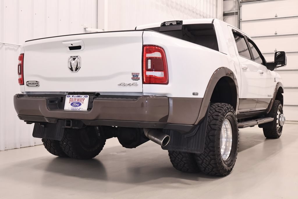 Used 2024 RAM 3500 Limited w/ Towing Technology Group AWD/4WD image 9