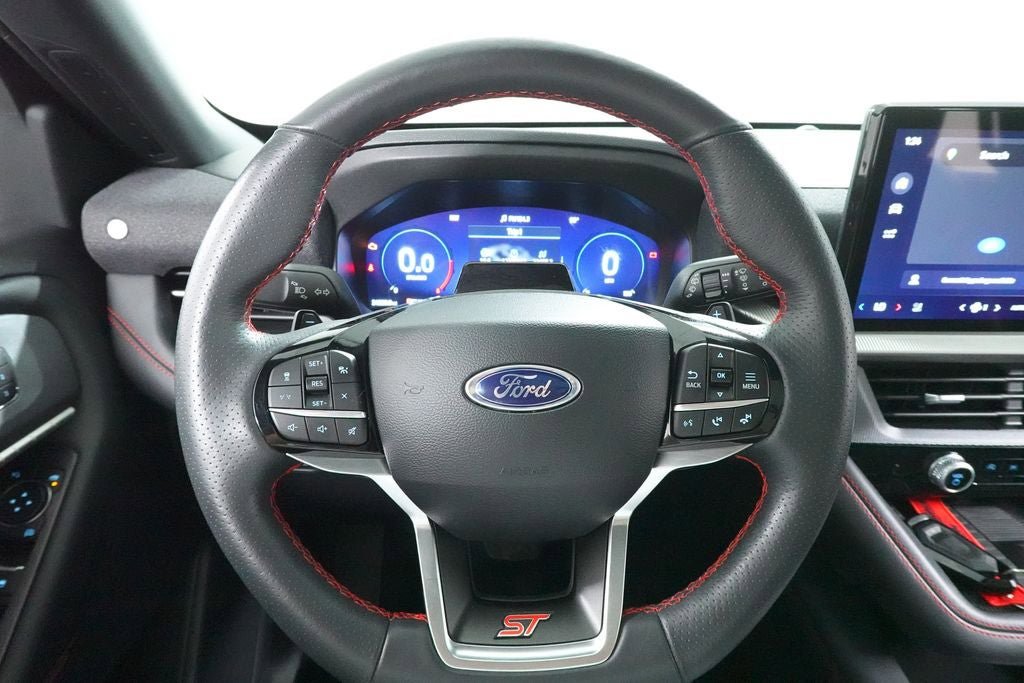 Certified 2025 Ford Explorer ST AWD/4WD image 14