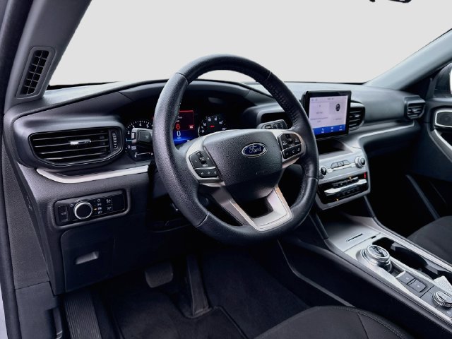 Certified 2023 Ford Explorer XLT AWD/4WD image 10