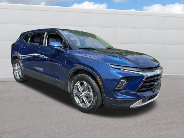Used 2023 Chevrolet Blazer LT AWD/4WD image 11