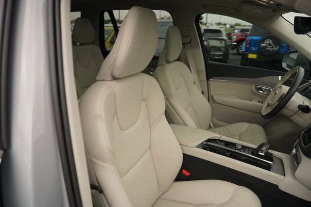 Used 2025 Volvo XC90 B6 Plus w/ Protection Package Premier AWD/4WD image 20