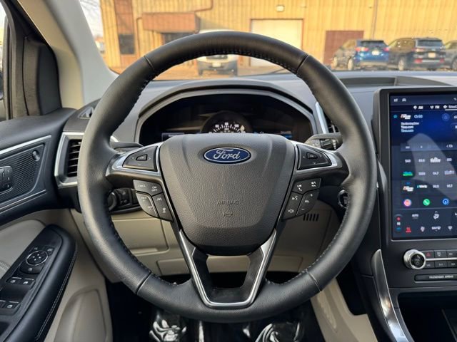 Certified 2024 Ford Edge Titanium w/ Equipment Group 301A image 33