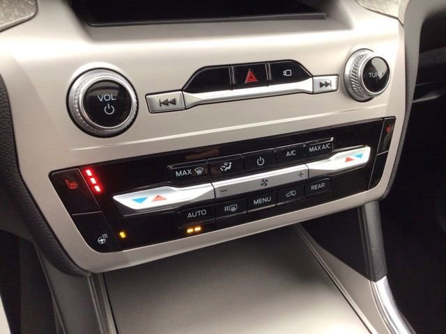 Certified 2022 Ford Explorer Timberline image 17