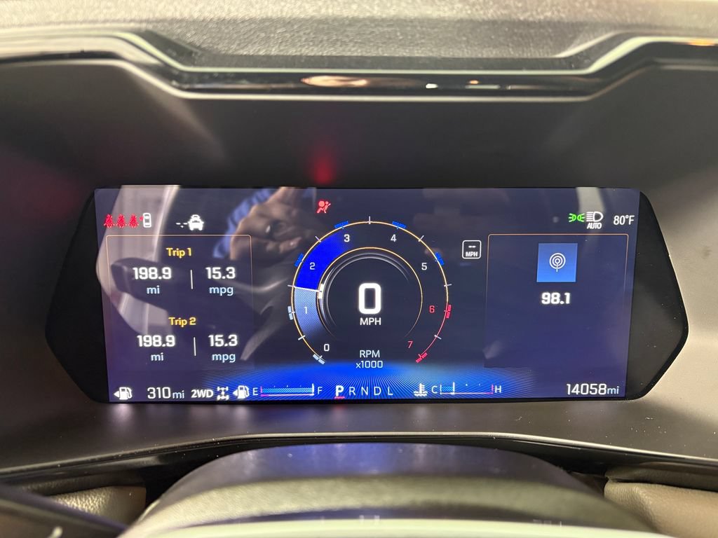 Used 2025 Chevrolet Colorado ZR2 w/ Technology Package AWD/4WD image 17