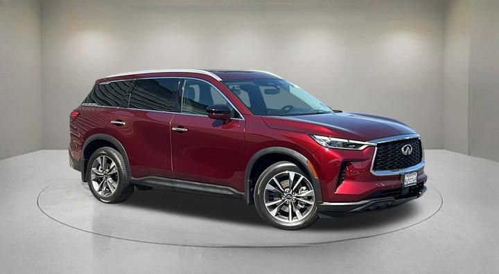 Used 2025 INFINITI QX60 Luxe w/ Vision Package