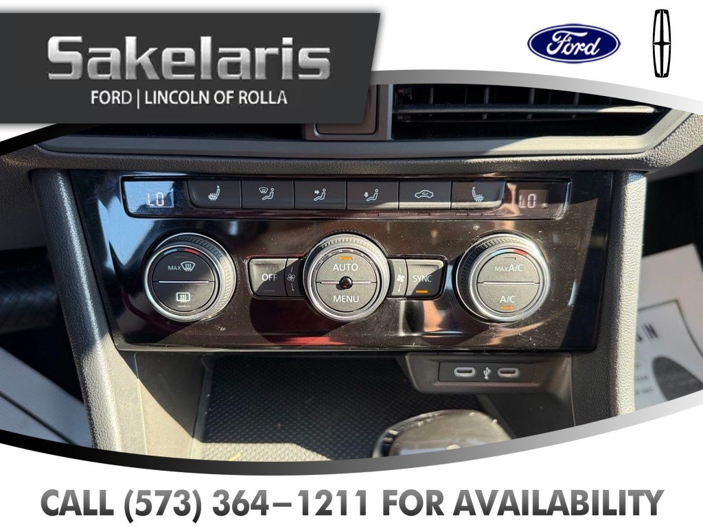 Used 2024 Volkswagen Jetta SE FWD image 25