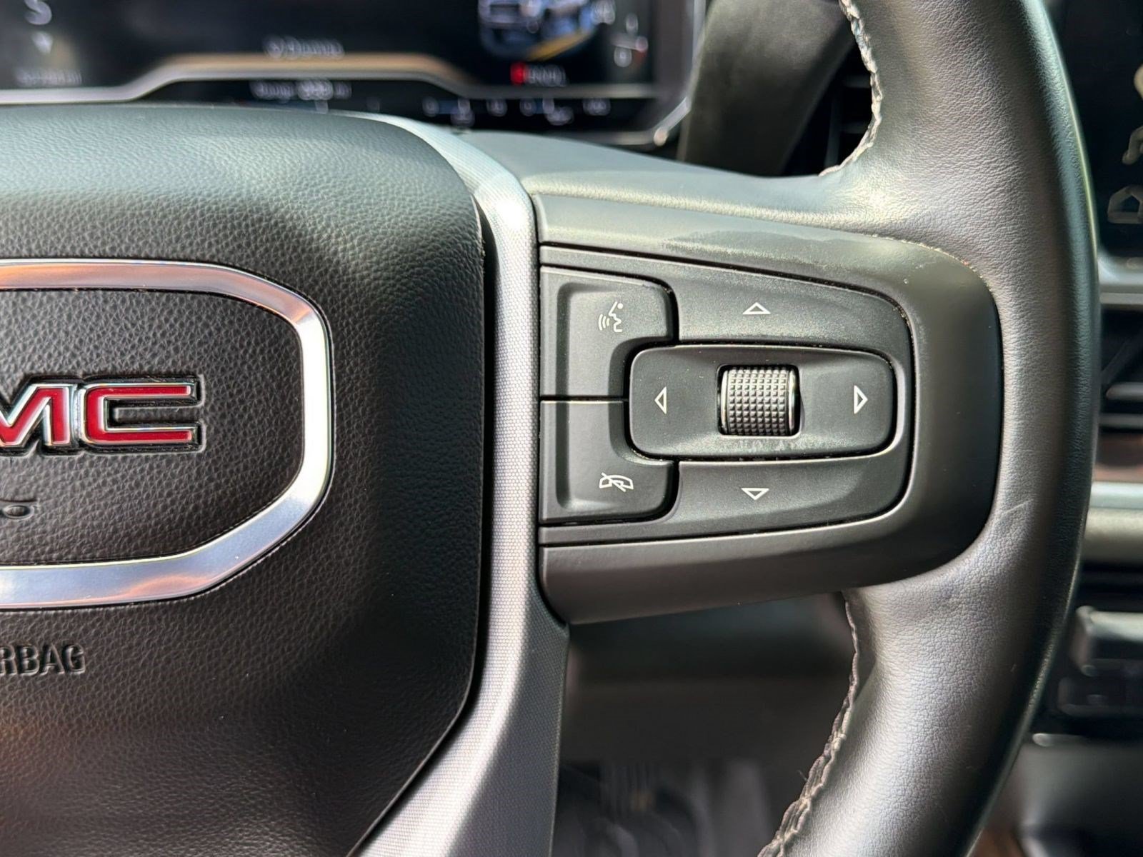 Used 2025 GMC Sierra 2500 SLT w/ Texas SLT Premium Package AWD/4WD image 25