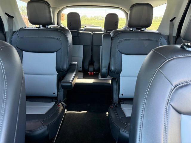 Certified 2024 Ford Explorer XLT w/ Equipment Group 202A AWD/4WD image 17
