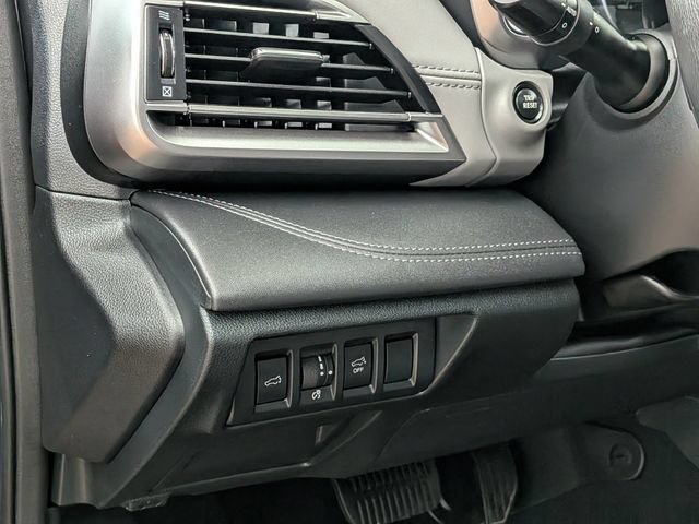 Used 2024 Subaru Outback Limited XT AWD/4WD image 13