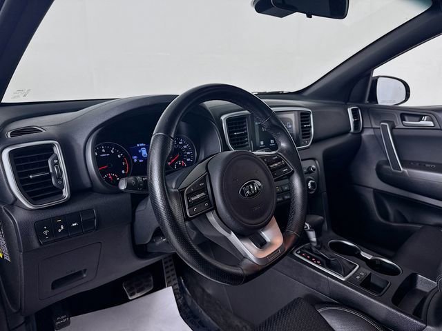Used 2020 Kia Sportage S image 9