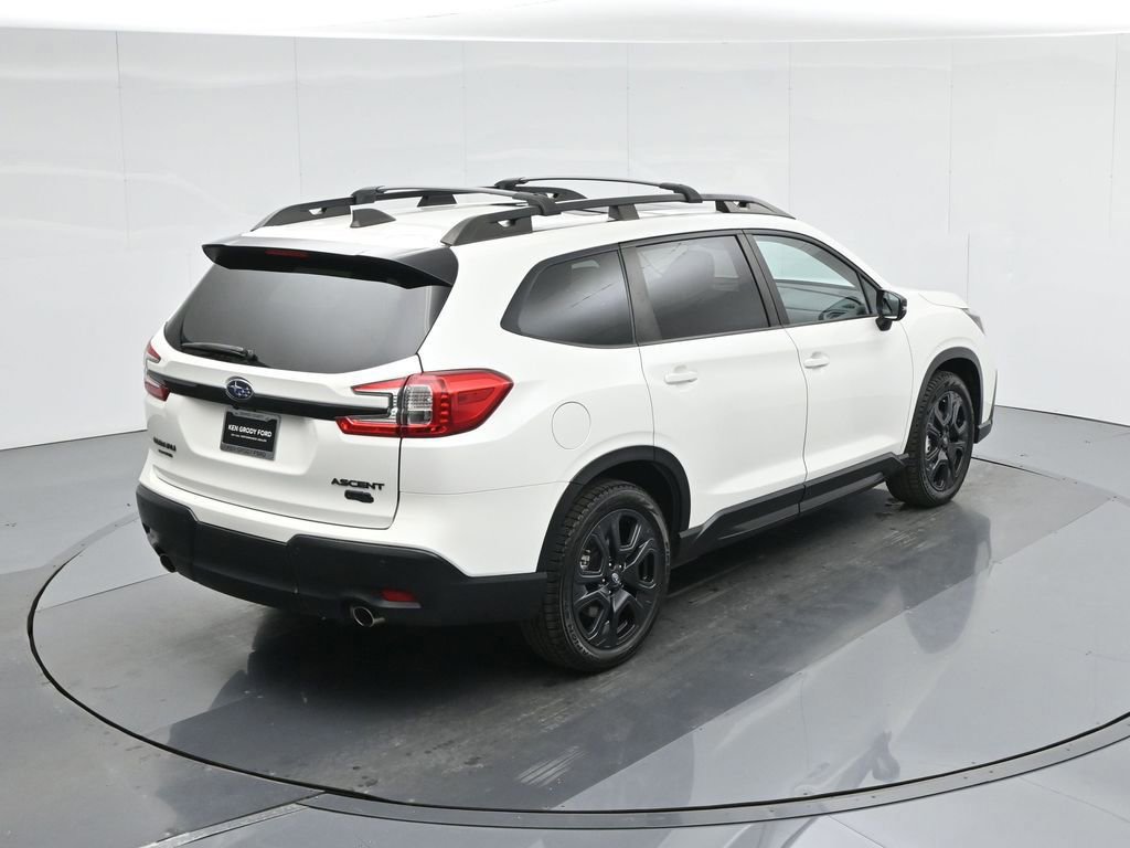 Used 2023 Subaru Ascent Onyx Edition image 13