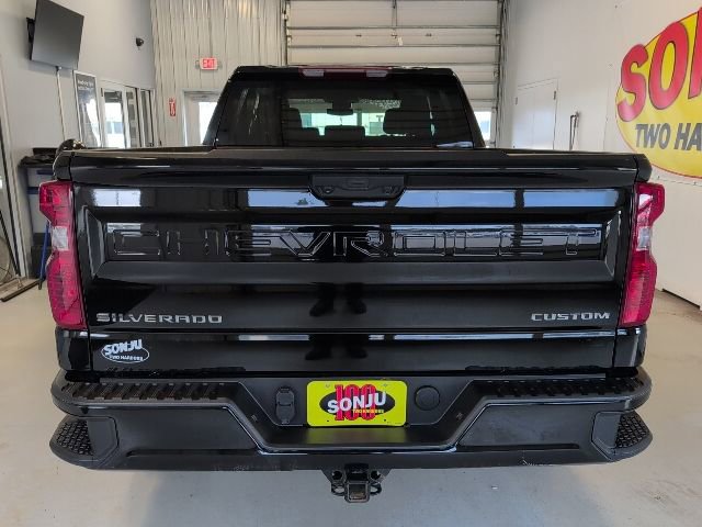Certified 2024 Chevrolet Silverado 1500 Custom AWD/4WD image 3