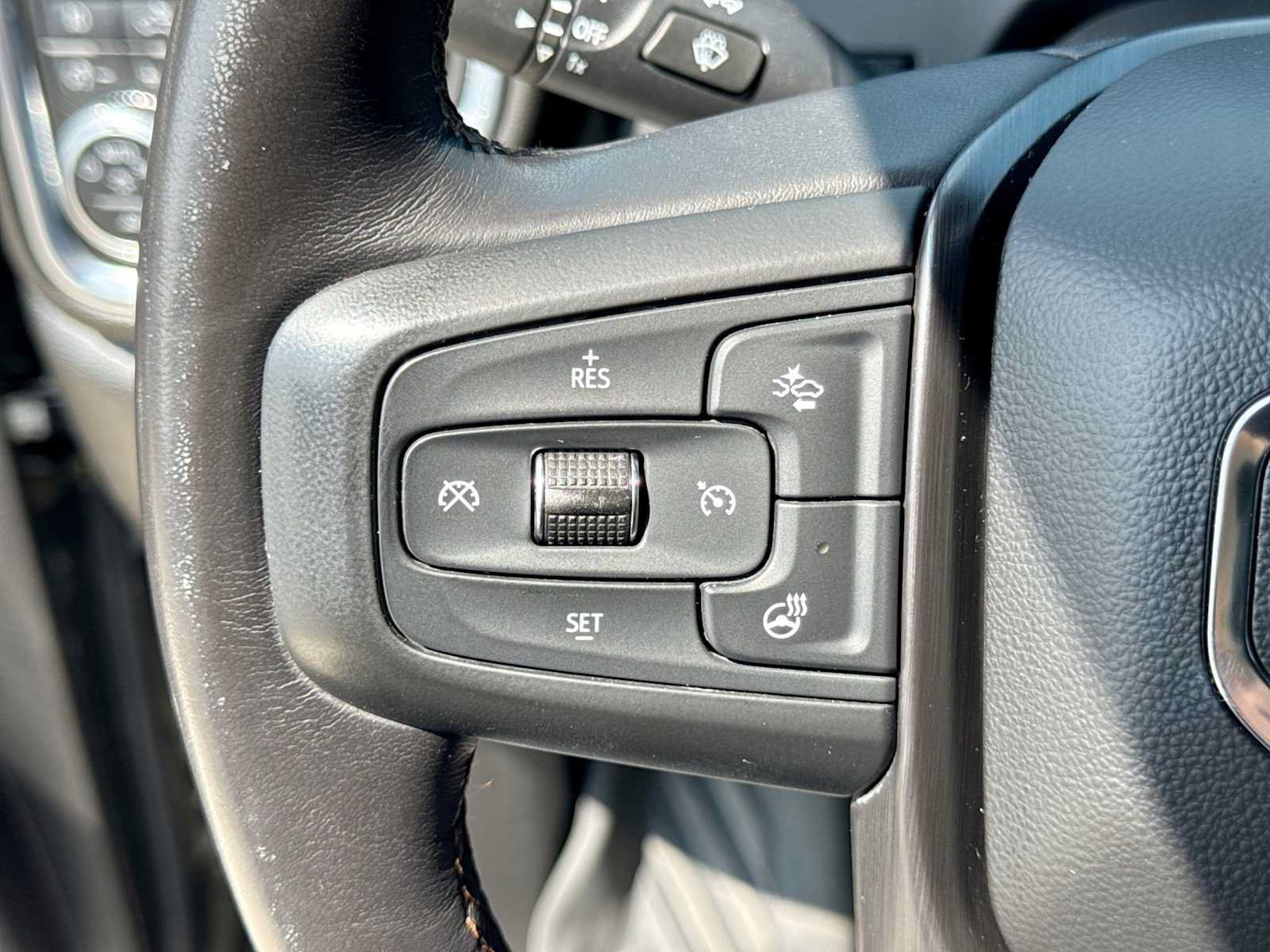 Used 2023 GMC Sierra 2500 AT4 w/ AT4 Premium Plus Package AWD/4WD image 24