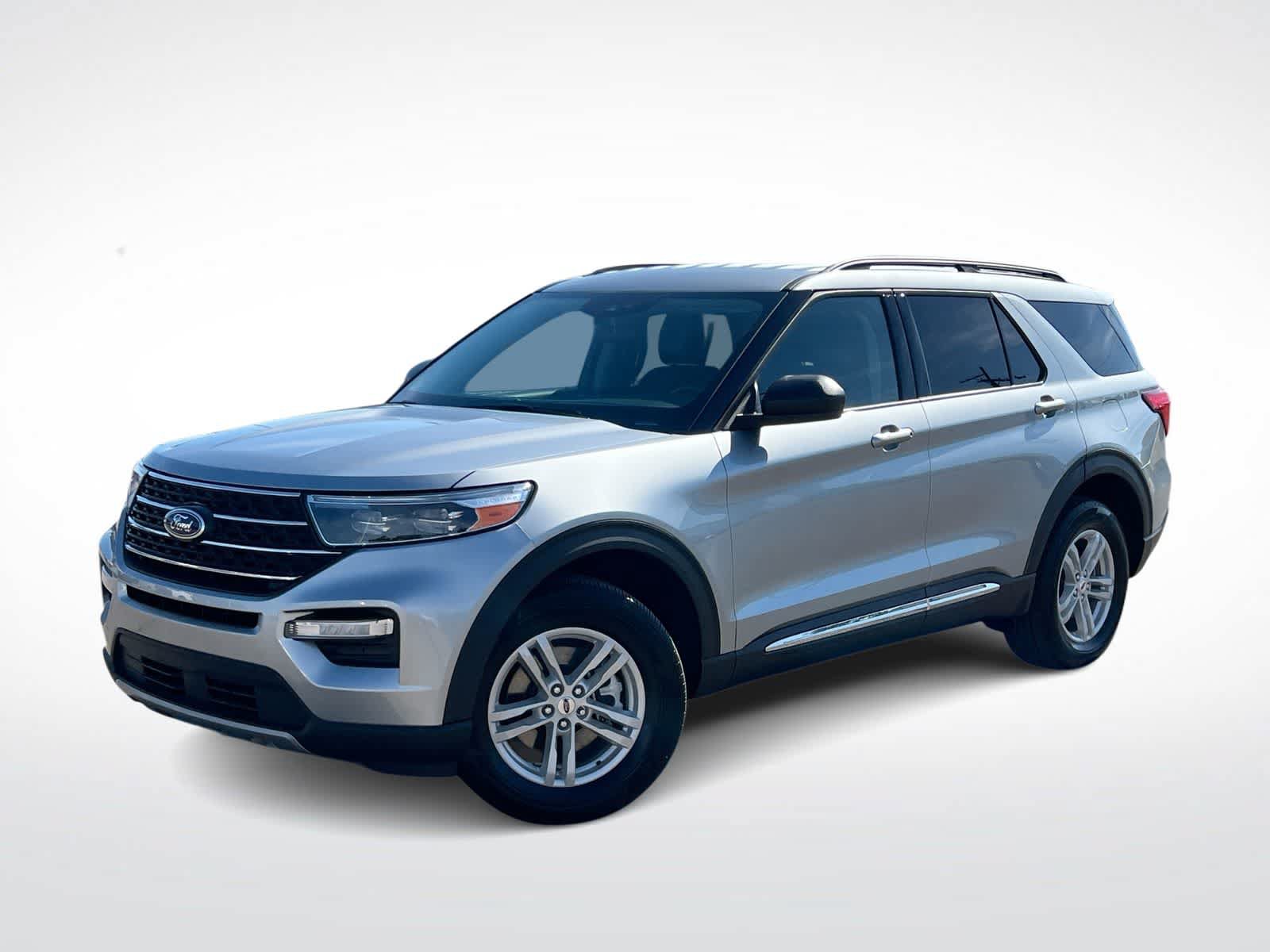 Certified 2024 Ford Explorer XLT w/ Equipment Group 202A