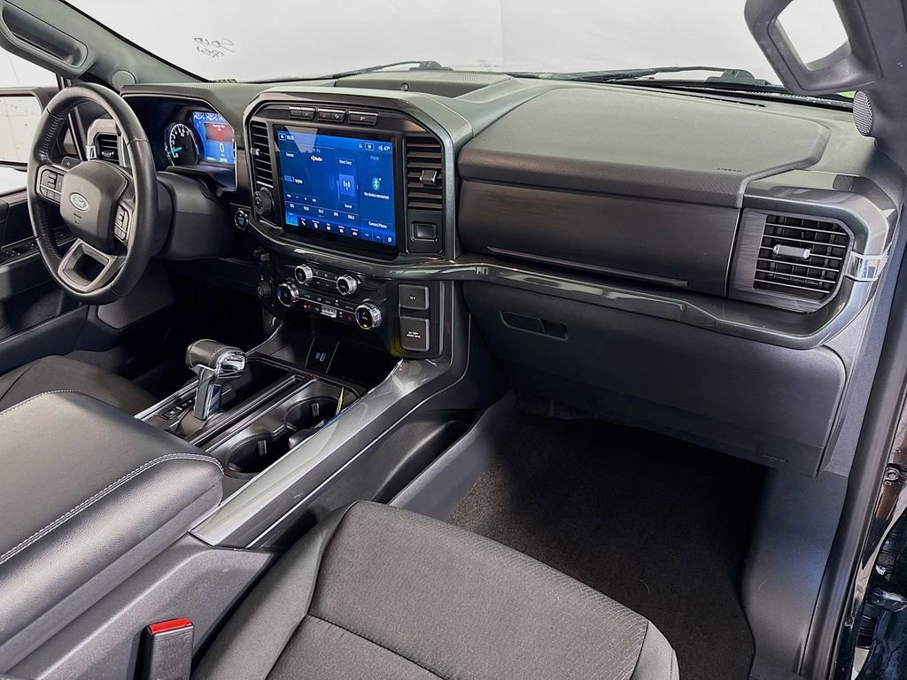 Certified 2022 Ford F150 XLT w/ Equipment Group 302A High image 32