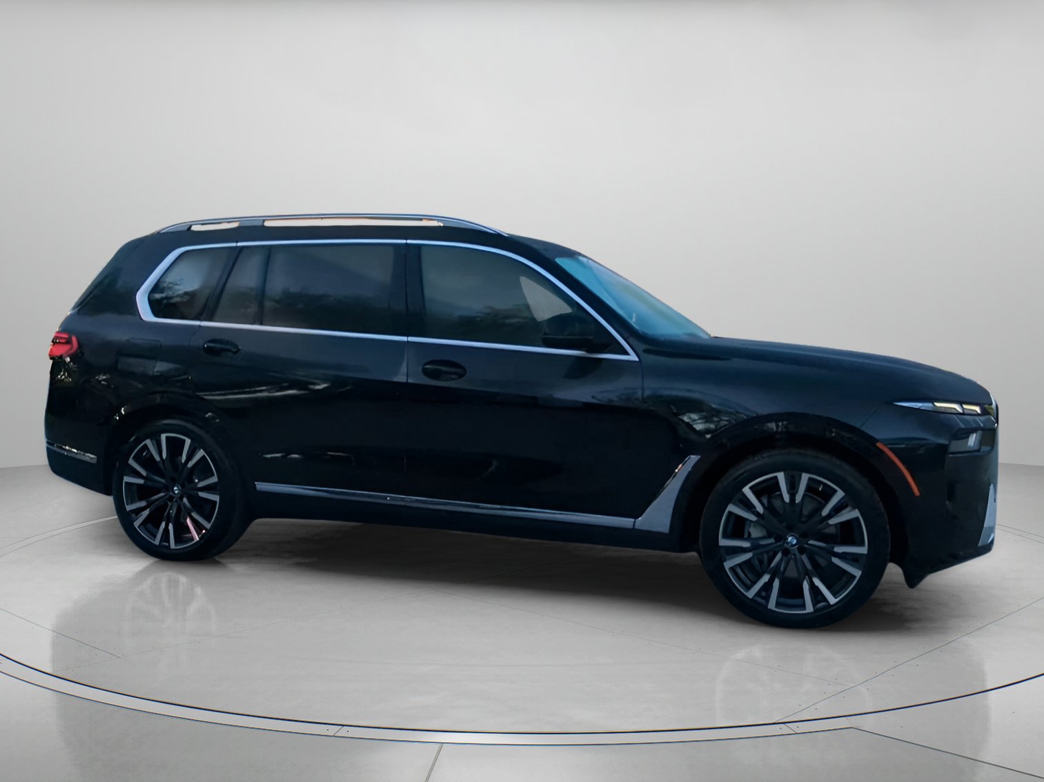 Used 2025 BMW X7 xDrive40i w/ Premium Package AWD/4WD image 34