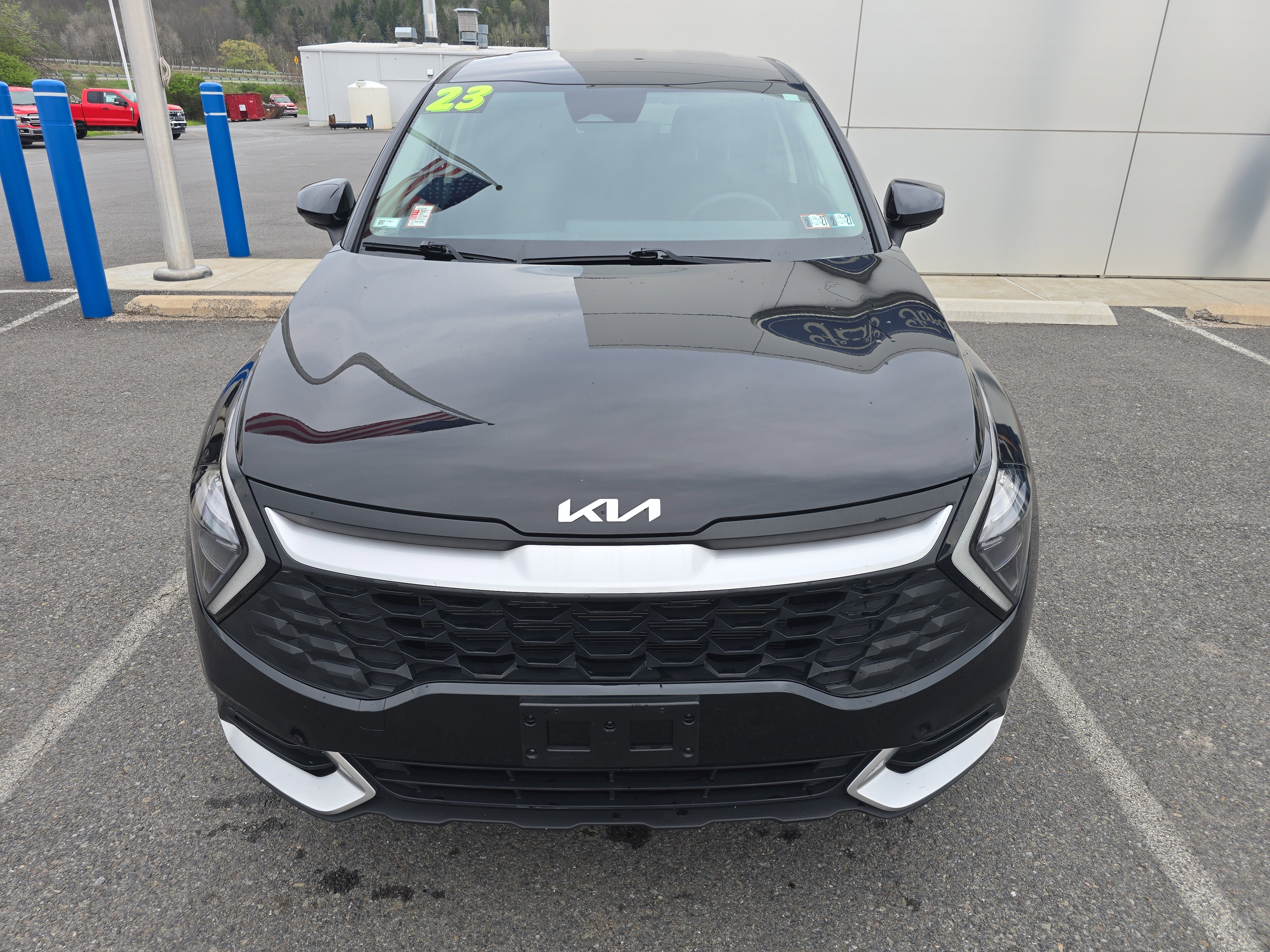 Used 2023 Kia Sportage LX AWD/4WD image 9