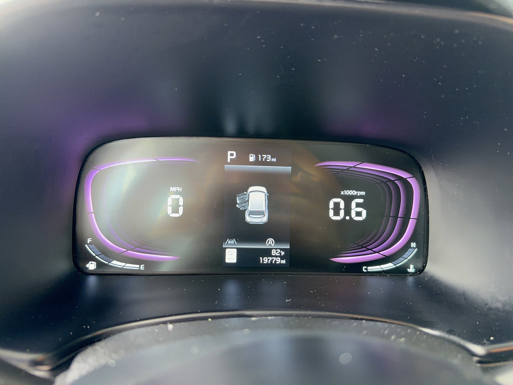 Used 2025 Kia Soul LX w/ LX Technology Package FWD image 15