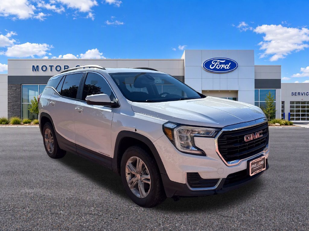 Used 2022 GMC Terrain SLE w/ Driver Convenience Package
