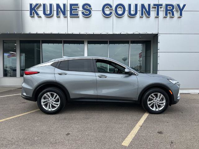 Used 2025 Buick Envista Preferred image 5