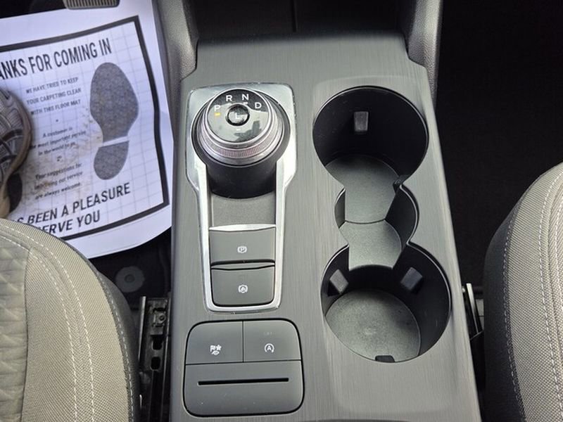 Certified 2021 Ford Escape SE w/ SE Sport Appearance Package image 19