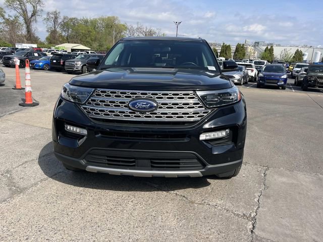 Certified 2023 Ford Explorer Limited w/ Limited Technology Package image 8