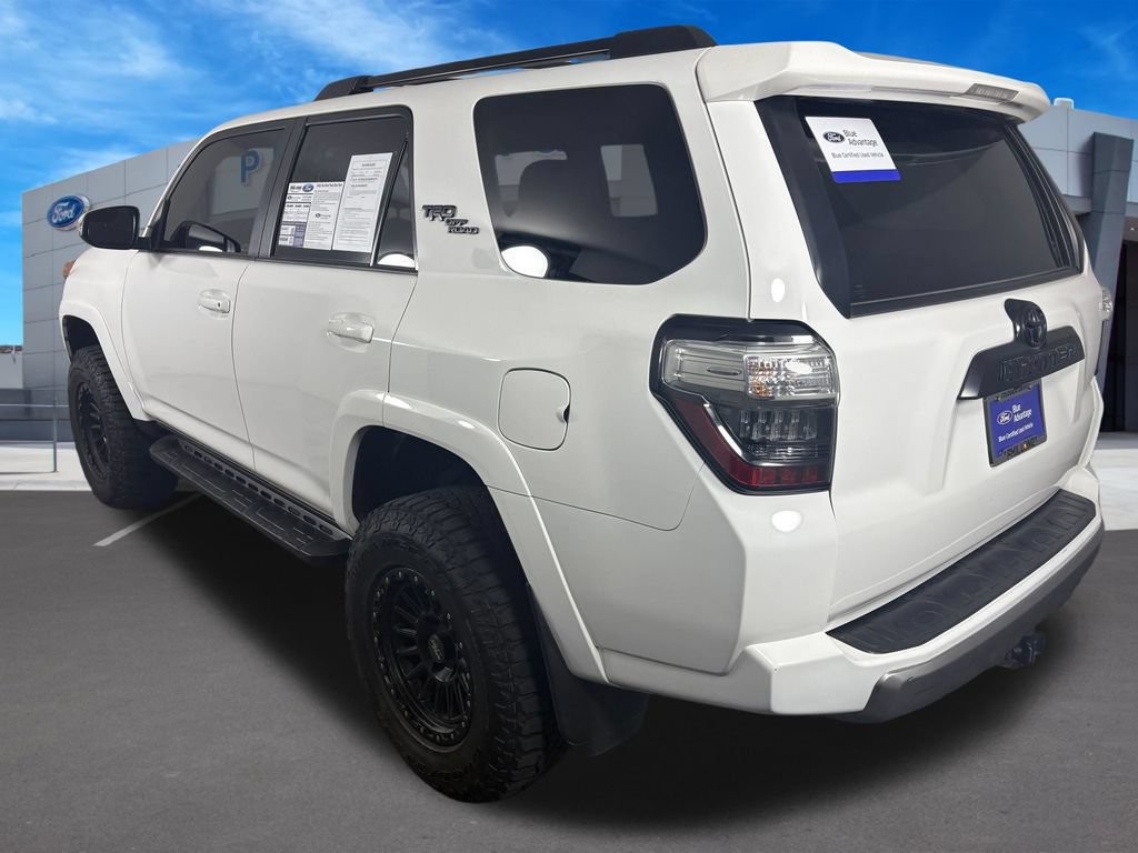 Used 2020 Toyota 4Runner TRD Off-Road Premium w/ Moonroof Package AWD/4WD image 3