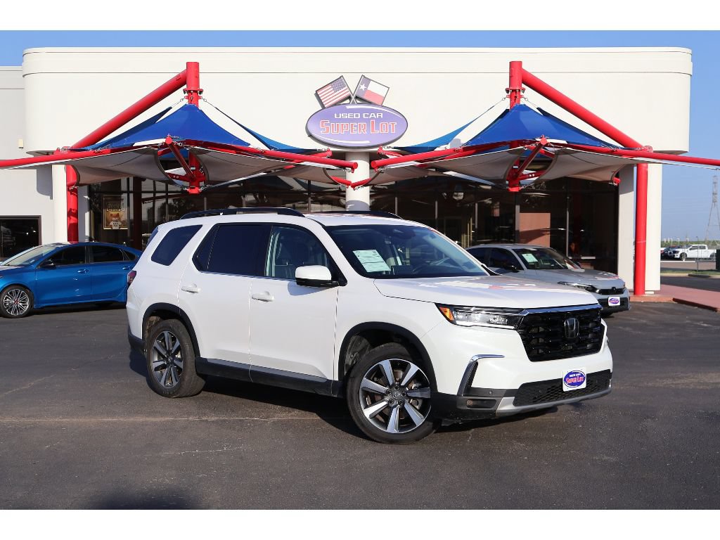 Used 2024 Honda Pilot Elite image 1