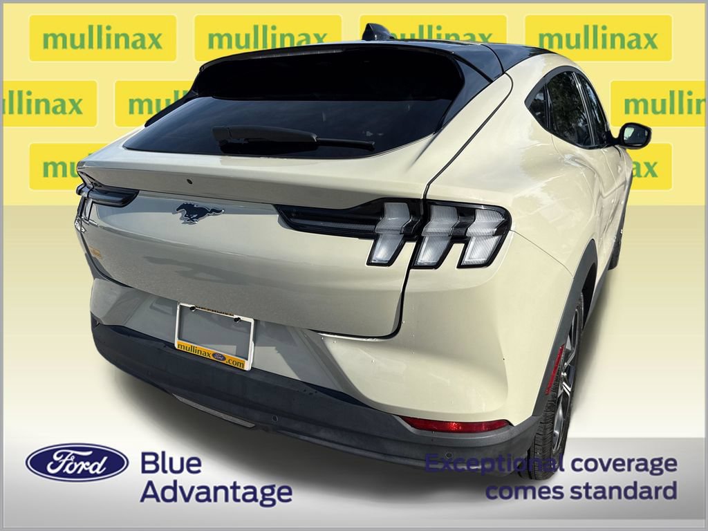 Certified 2025 Ford Mustang Mach-E Select w/ Comfort Package Lite AWD/4WD image 4