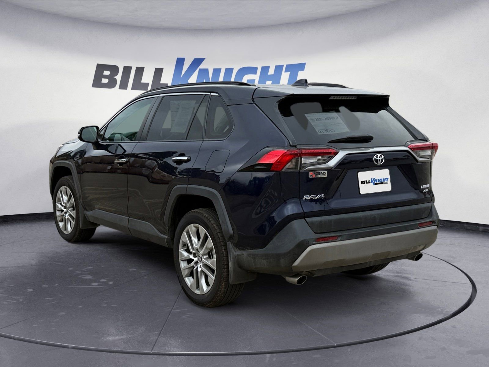 Used 2022 Toyota RAV4 Limited image 3