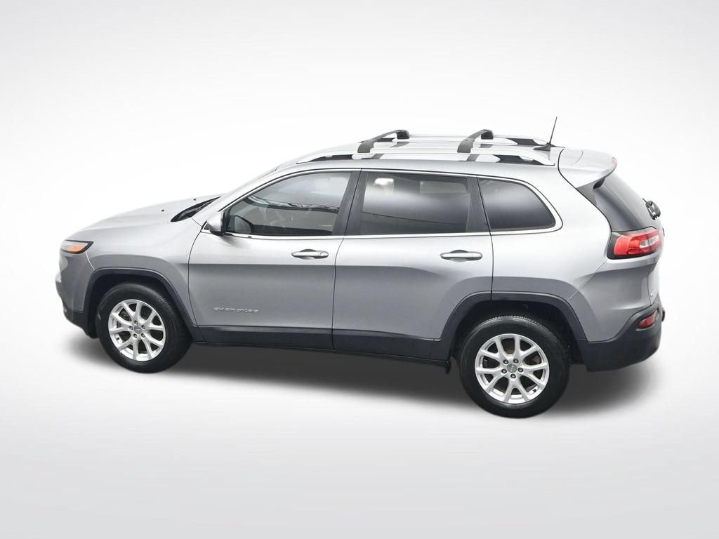 Used 2017 Jeep Cherokee Latitude w/ Trailer Tow Group AWD/4WD image 31
