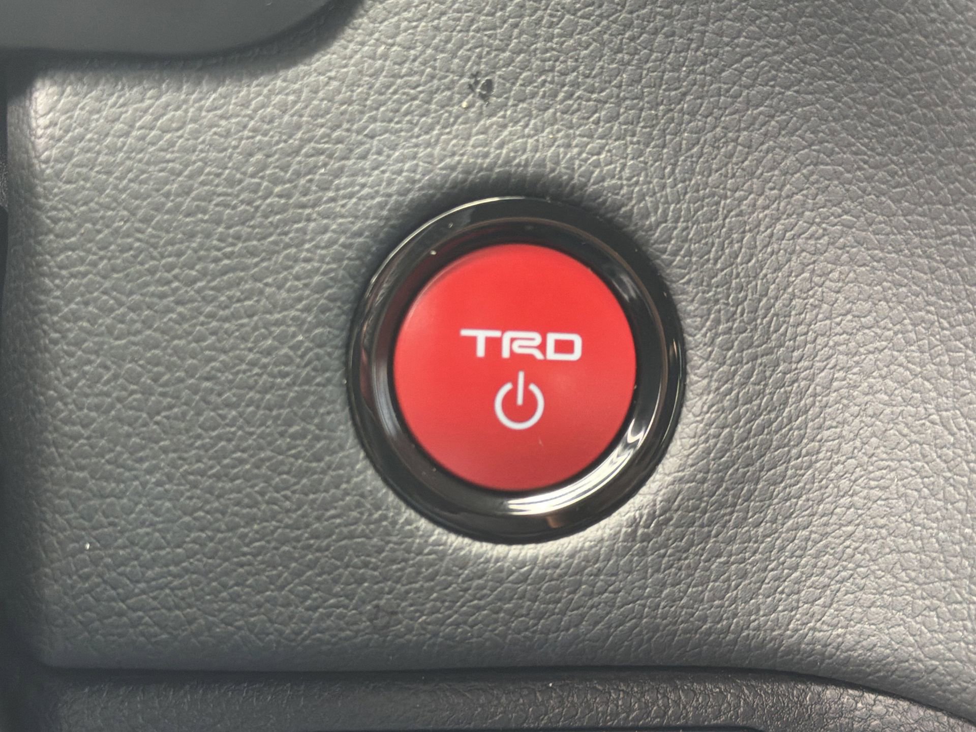 Used 2025 Toyota Sequoia TRD Pro AWD/4WD image 7