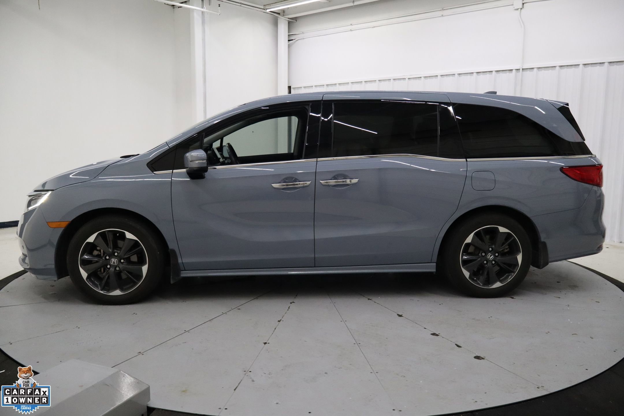 Used 2024 Honda Odyssey Elite image 9