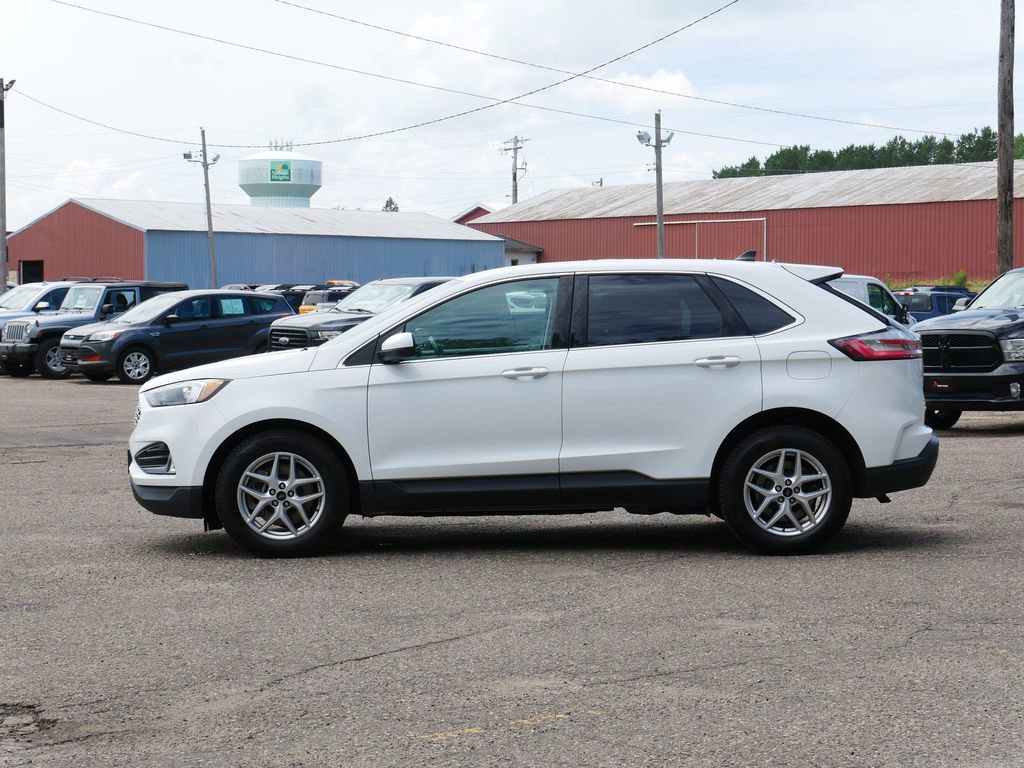 Certified 2024 Ford Edge SEL w/ Convenience Package AWD/4WD image 5