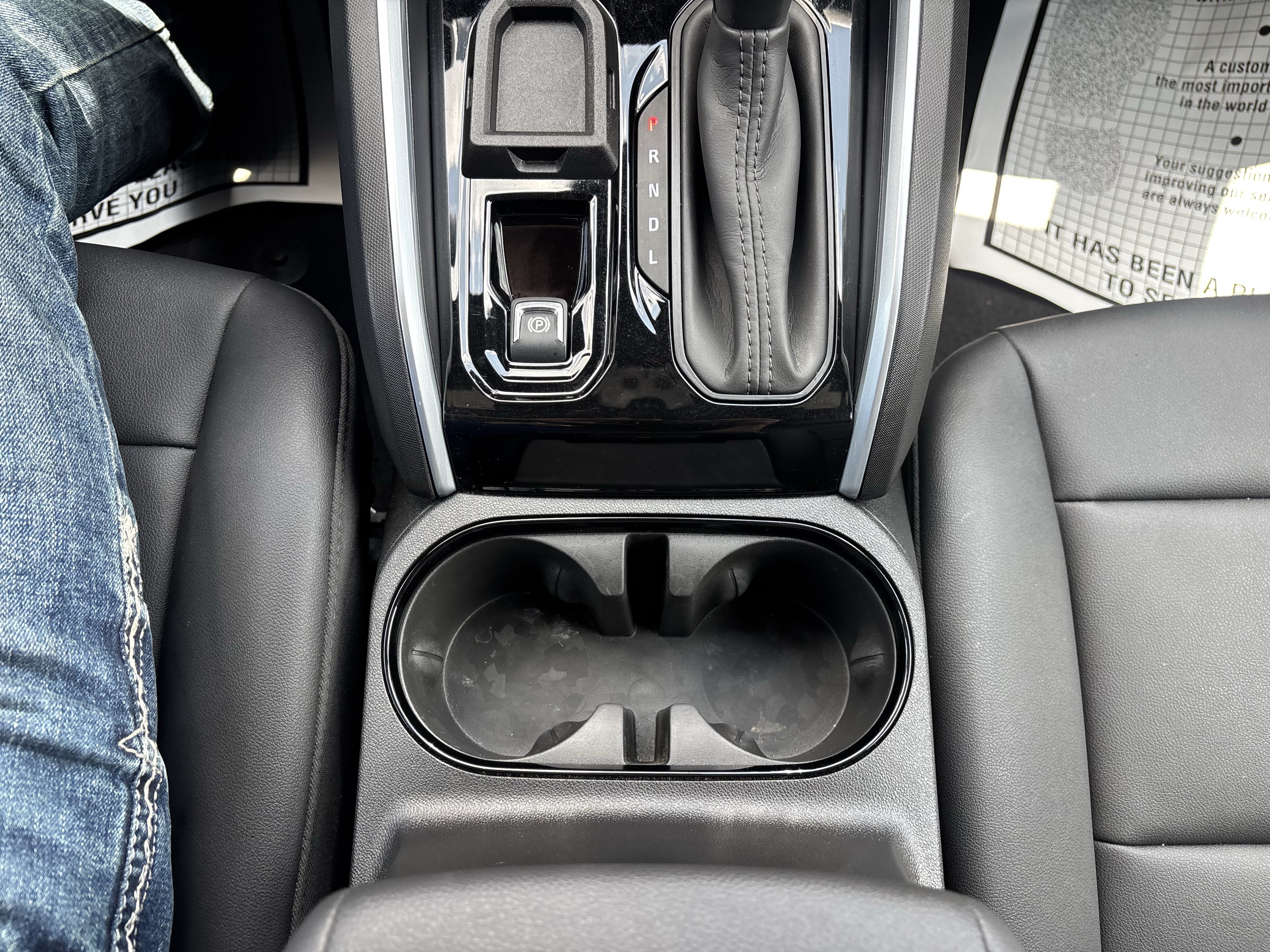 Used 2026 Chevrolet Colorado W/T w/ WT Custom Package RWD image 32