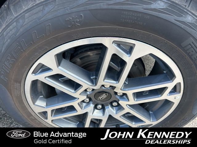 Certified 2025 Ford Expedition Active AWD/4WD image 7